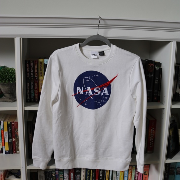 Nasa Sweatshirt - Picture 1 of 5